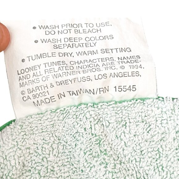 Vintage Looney Tunes Roadrunner And Wile E Coyote Beach Towel - Picture 5 of 8